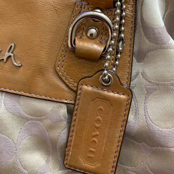 Coach Handbag/shoulder bag - Picture 2 of 8